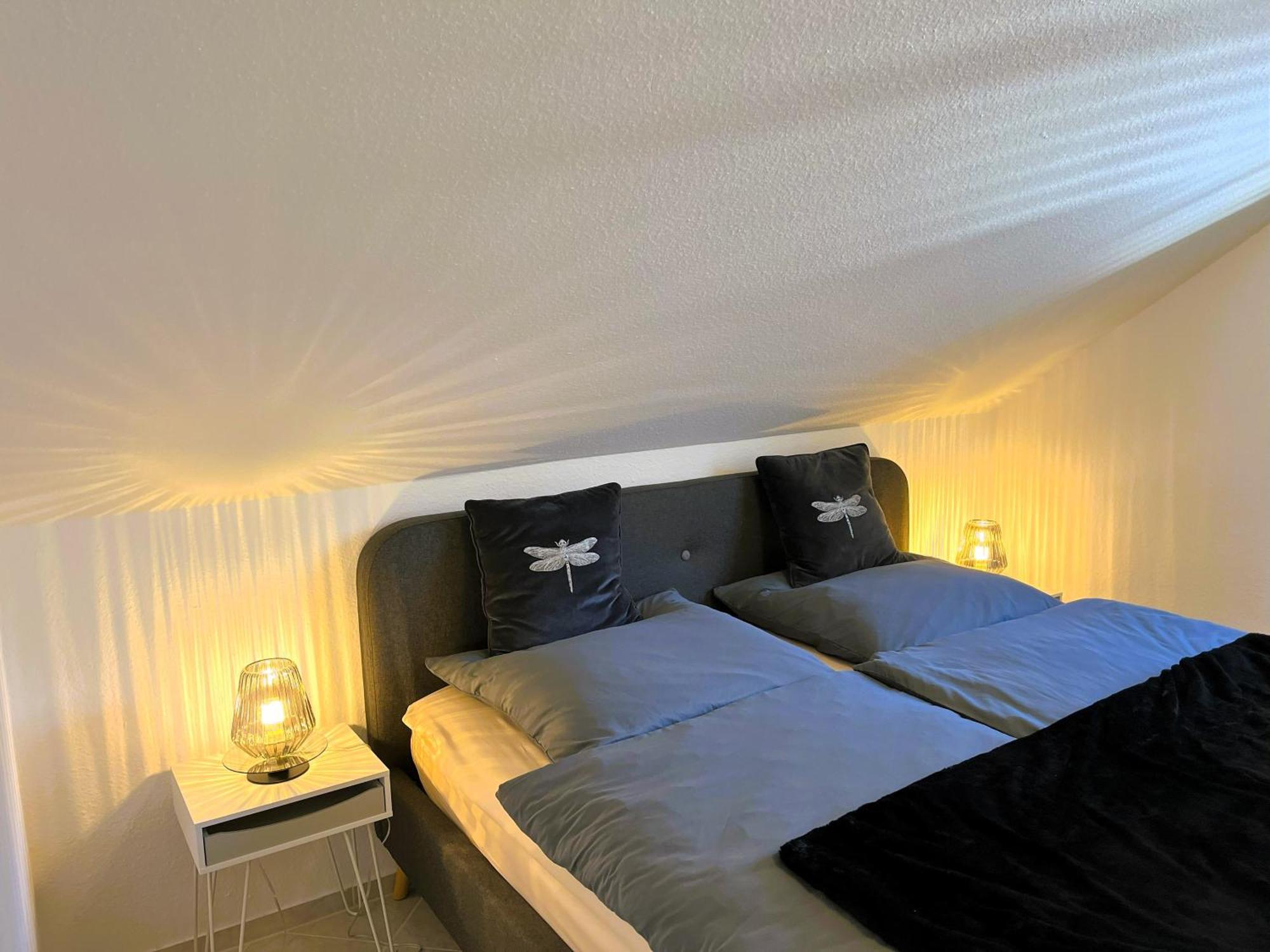 Zentrale Ferienwohnung Am Buhlschen Park In Дайдесхайм Екстериор снимка
