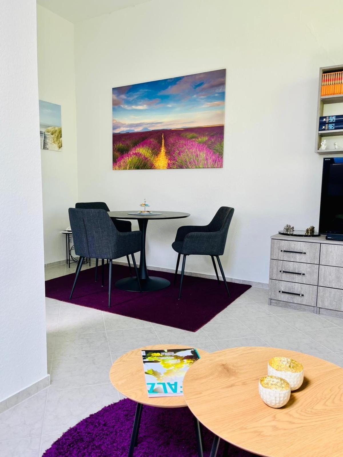 Zentrale Ferienwohnung Am Buhlschen Park In Дайдесхайм Екстериор снимка